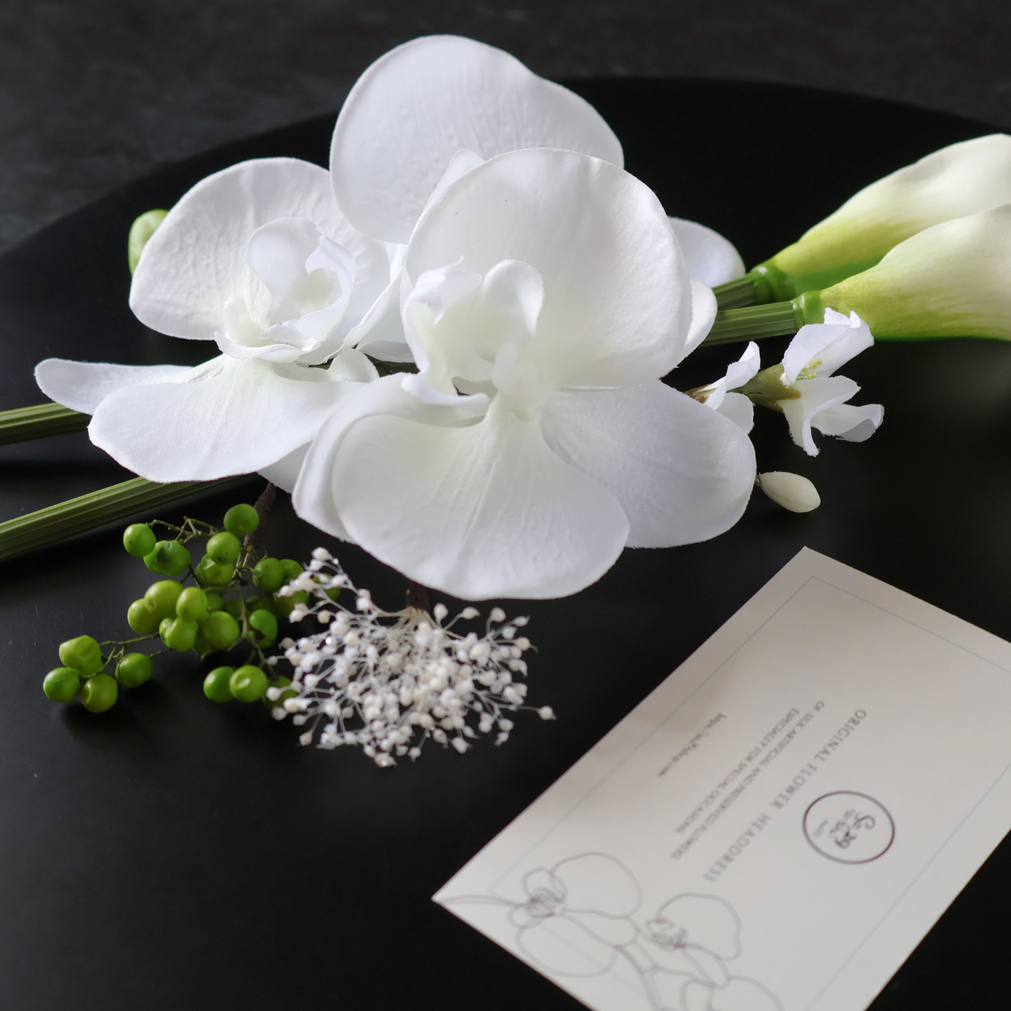 No.230｜カラーリリーと胡蝶蘭の髪飾り（白）｜白無垢・色打掛・結婚式に