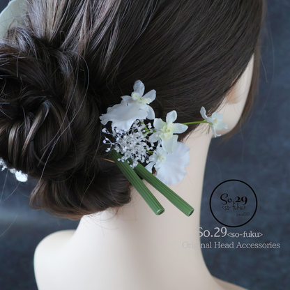 No.251｜カラーリリーと胡蝶蘭の髪飾り（白）｜白無垢・色打掛・結婚式に