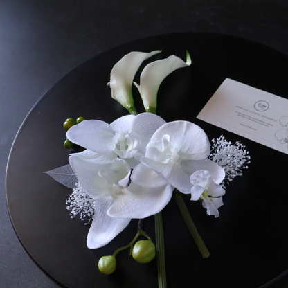 No.230｜カラーリリーと胡蝶蘭の髪飾り（白）｜白無垢・色打掛・結婚式に