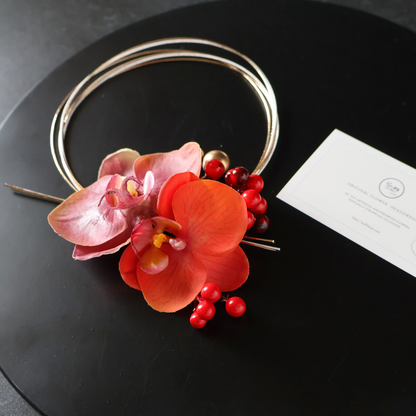 No.243｜胡蝶蘭とベリーの髪飾り（オレンジ）｜結婚式・成人式・卒業式に