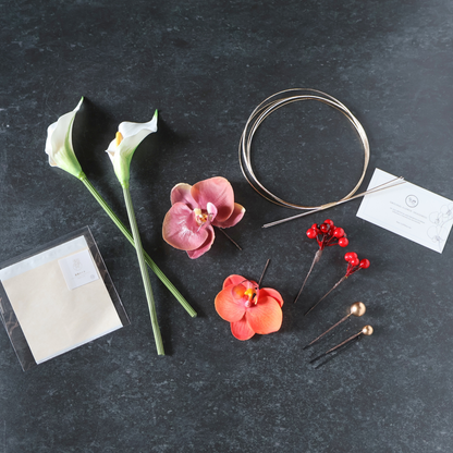 No.235｜カラーリリーと胡蝶蘭の髪飾り（オレンジ）｜結婚式・成人式・卒業式に