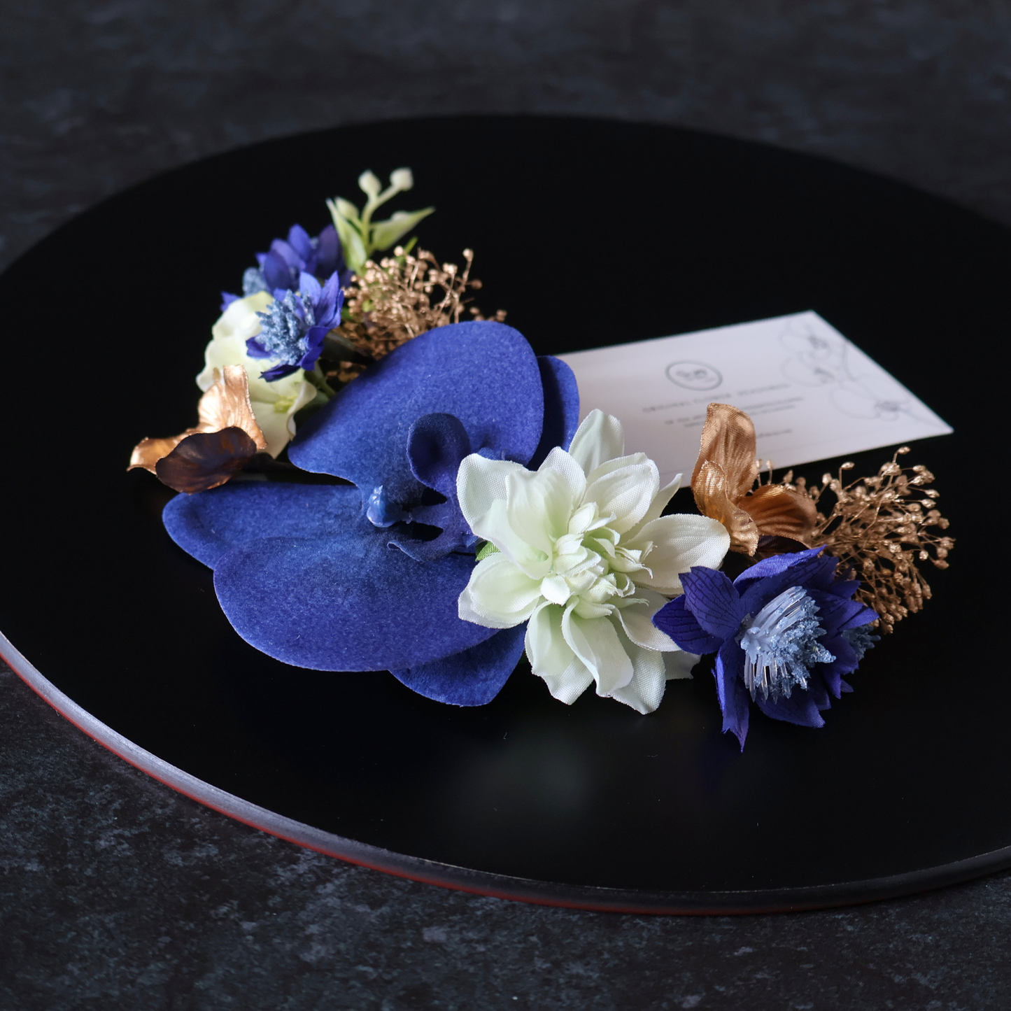 No.250｜ブルーベルベット胡蝶蘭とゴールドの髪飾り（青）｜成人式・卒業式・結婚式に